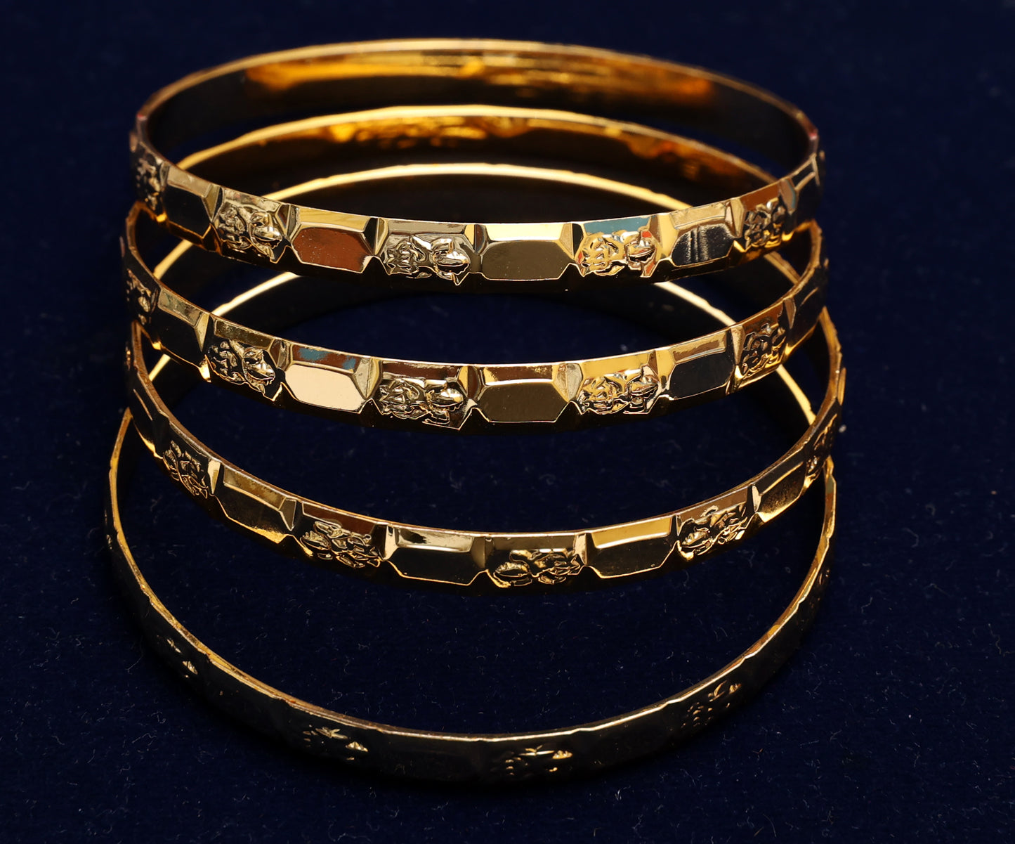 Elegant Classic Stacked Bangles Set