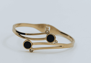 Graceful Modern Gold-Toned Bracelet