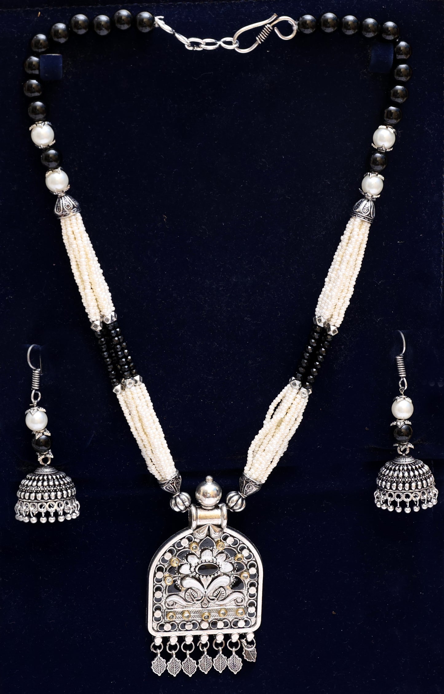 Elegant Ethnic Pearl and Black Bead Necklace Set