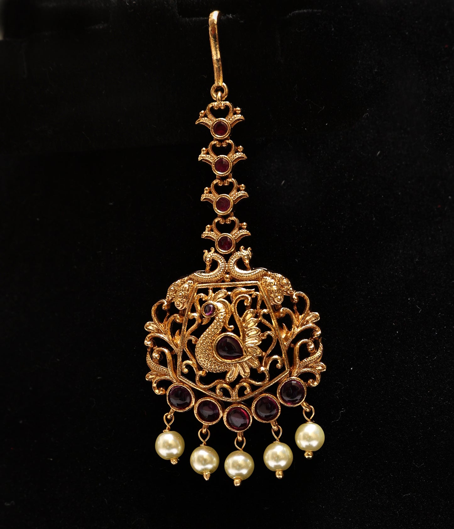 Sacred Aura Maang Tikka