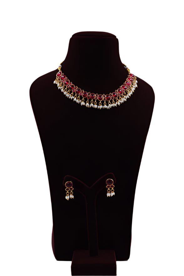 Graceful Red Pearl Necklace Set