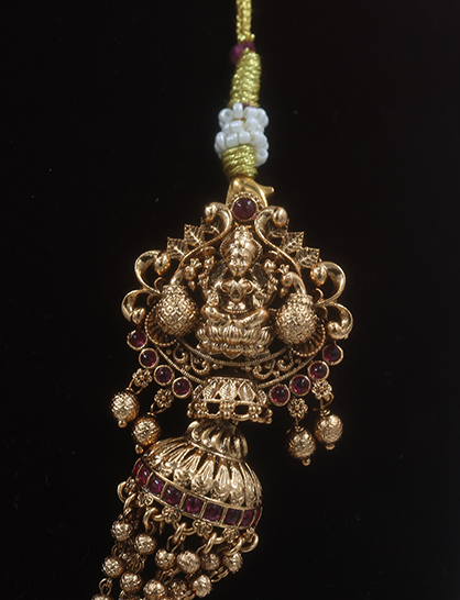 Heritage Glow Hair Chain