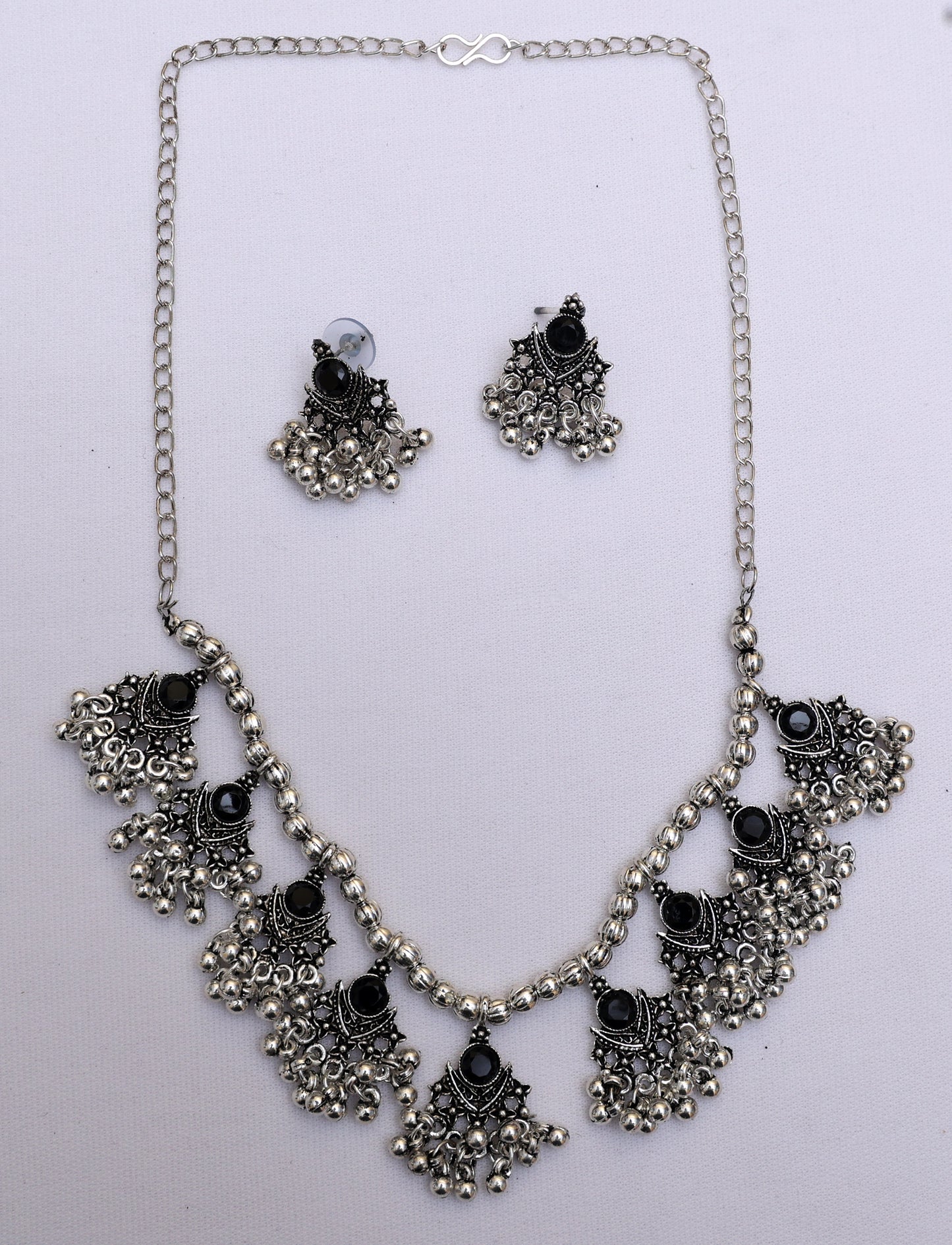 Alluring Ethnic Motifs Necklace Set