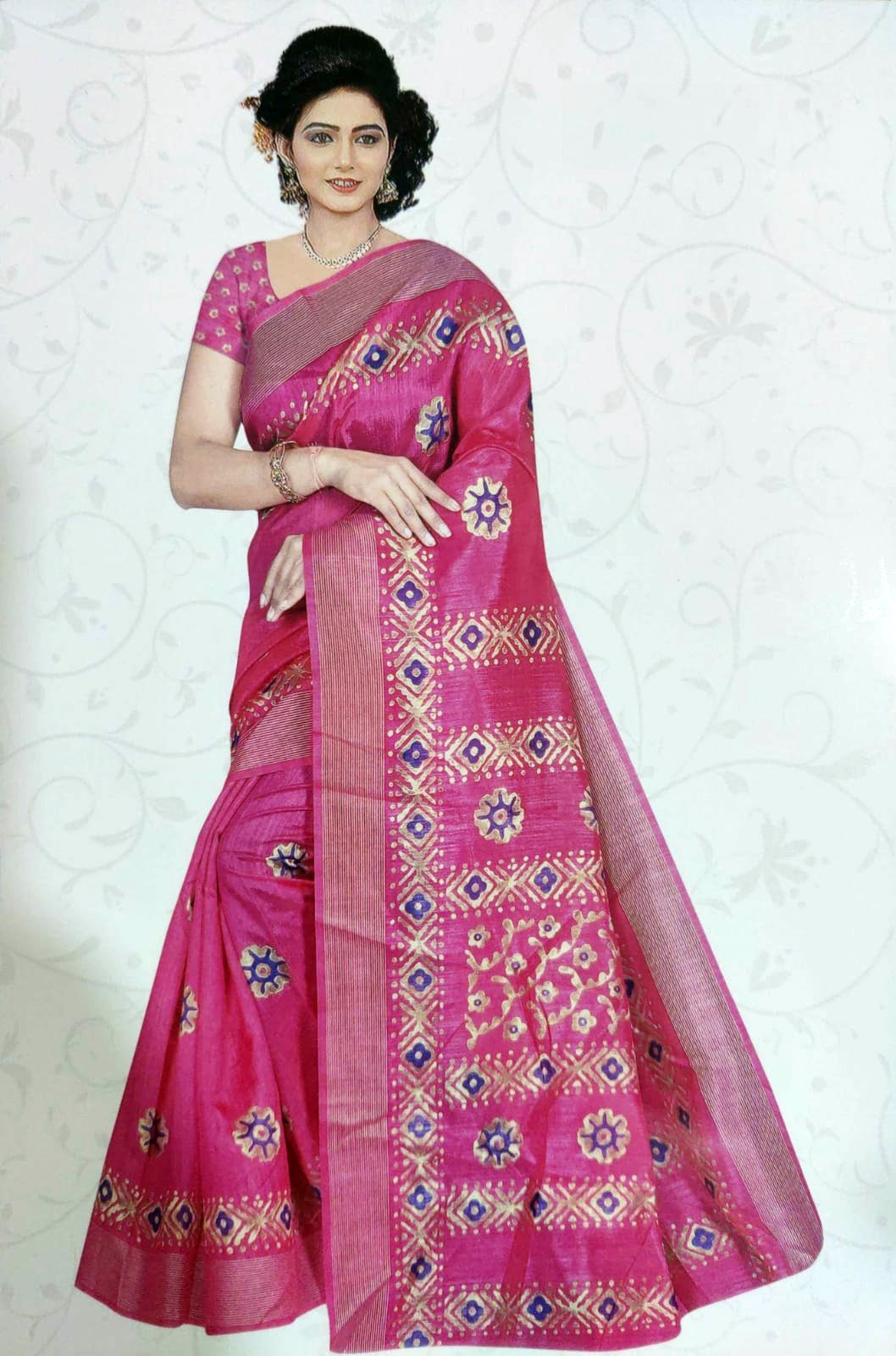 Relish the timeless pink saree
