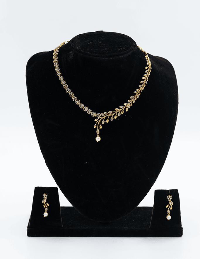 Gold Leaf and Pearl Necklace Set