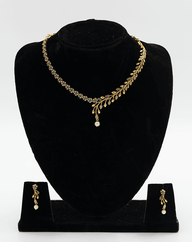 Gold Leaf Necklace Set