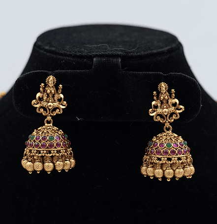 Gold Beaded Pendant Necklace Set