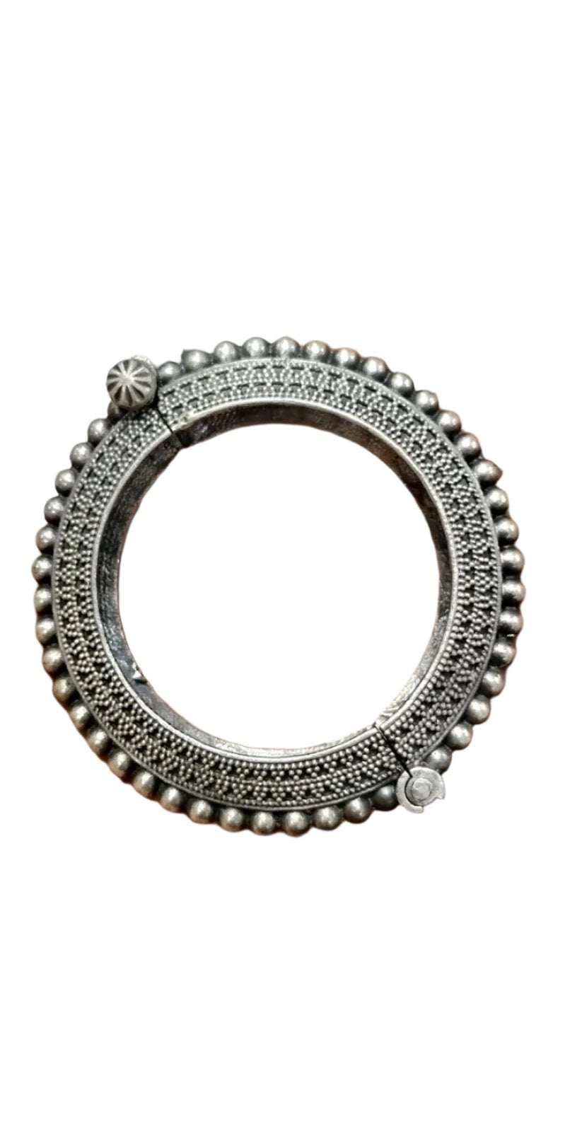 Elegant Traditional Pattern Beaded Oxidised Bangle