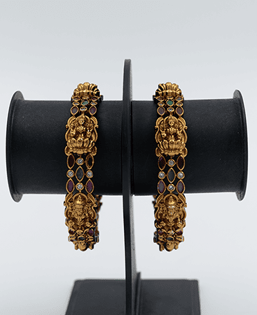 Bewitching Gold-Toned Floral Bangles Set