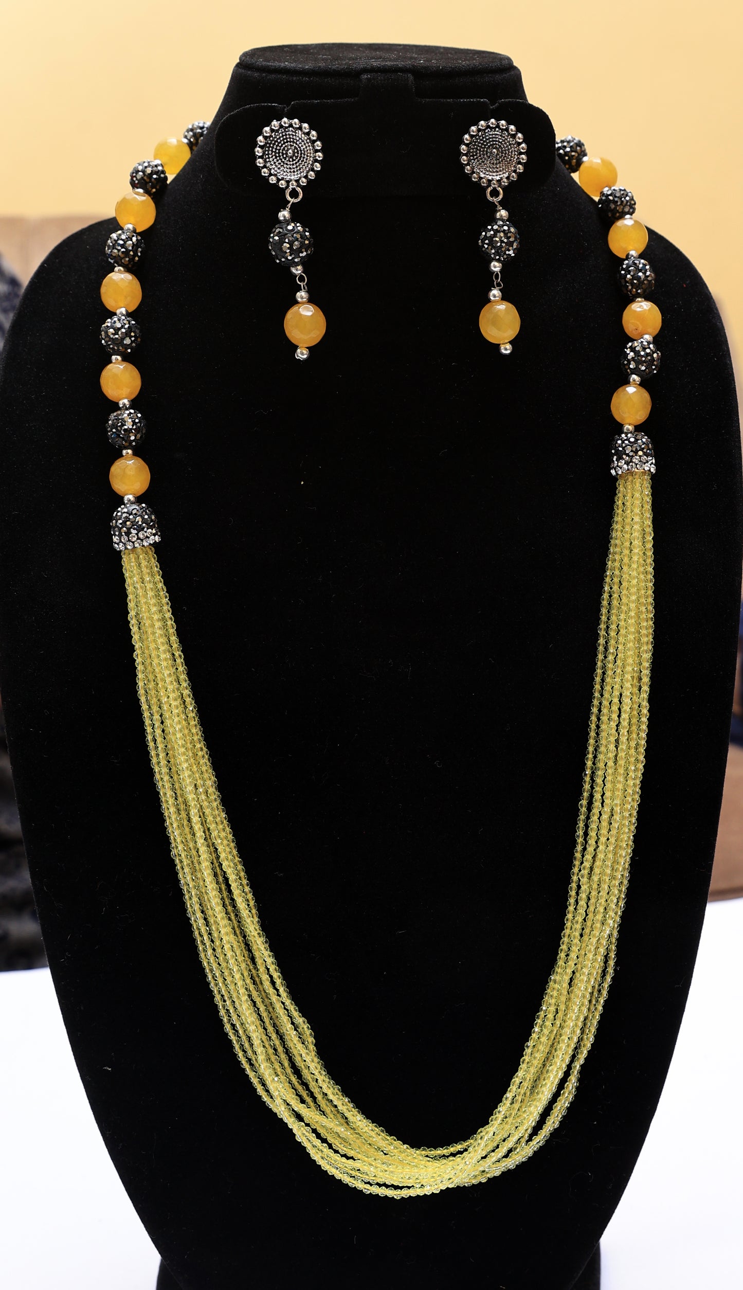 Amber Elegance Yellow Beaded Necklace Set