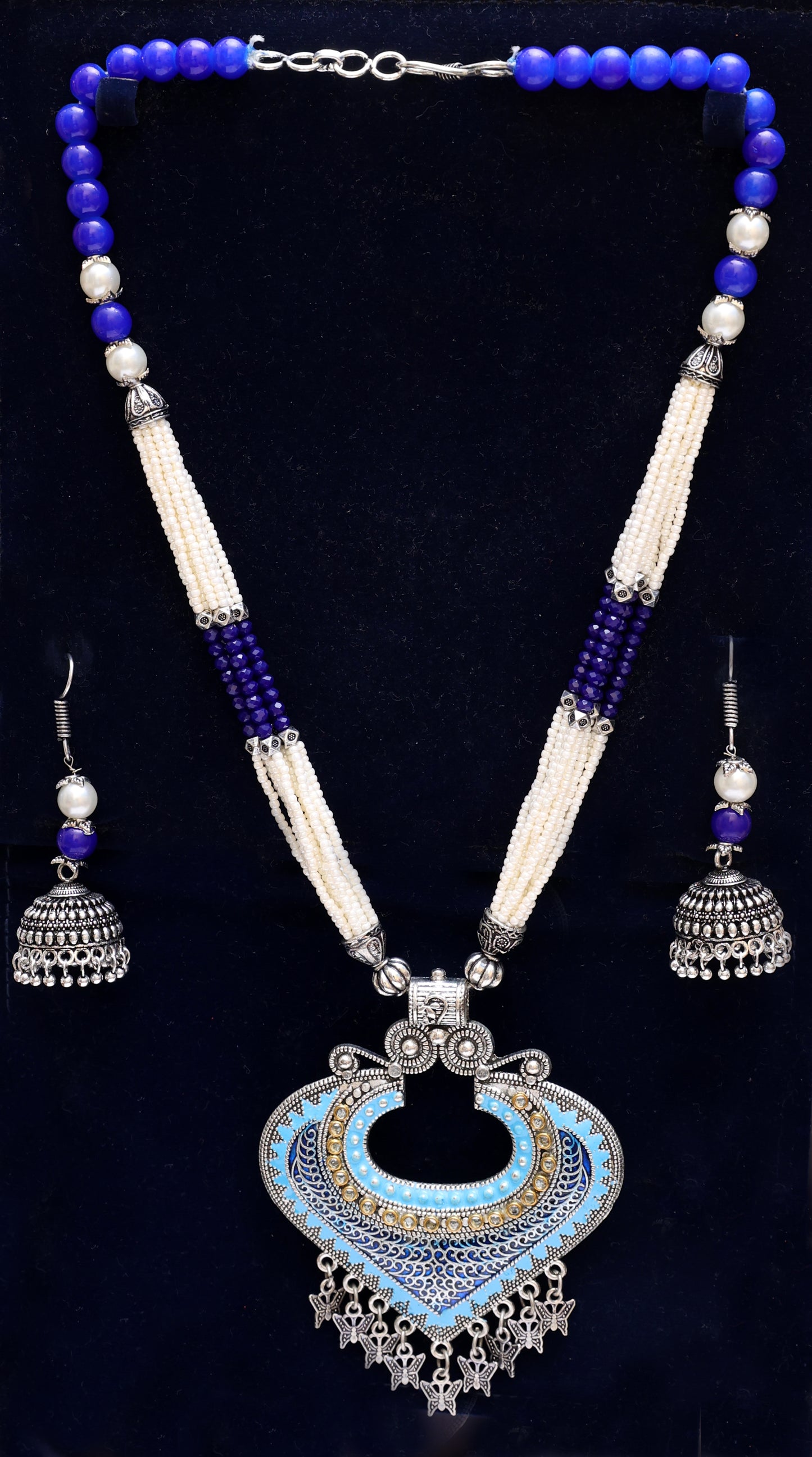 Captivating Azure Heart Necklace Set