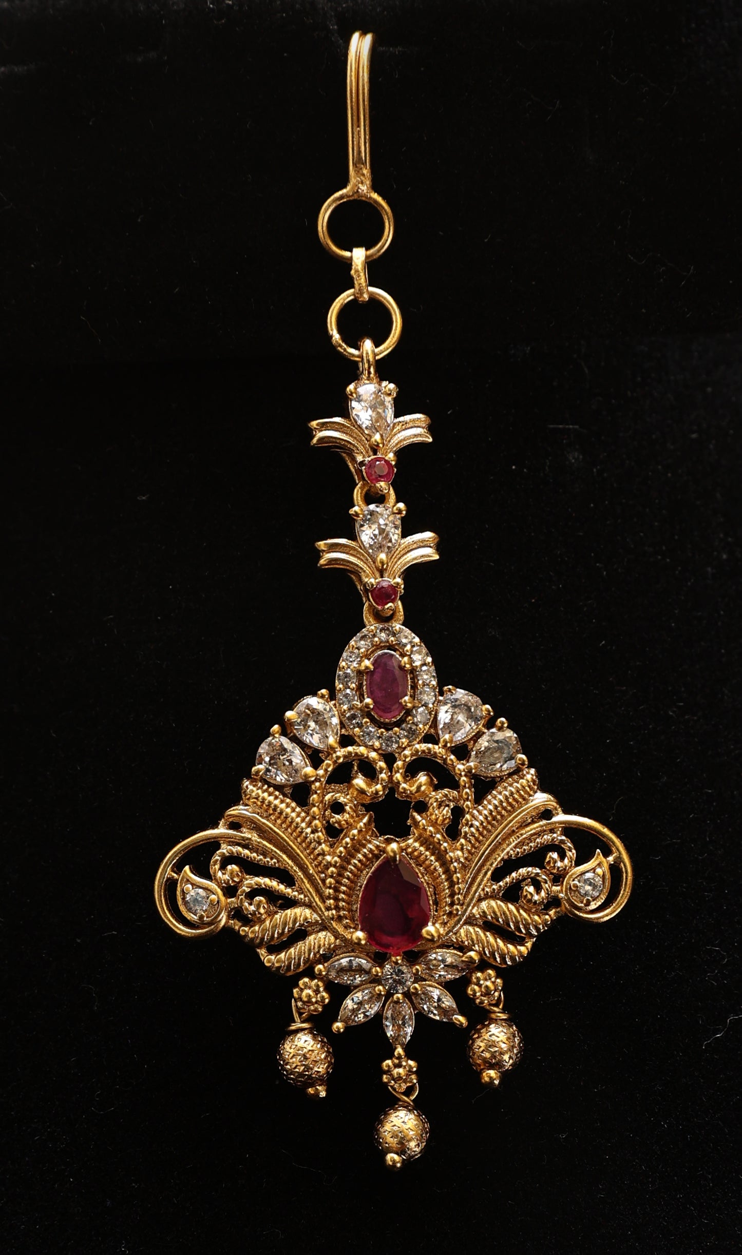 Radiant Regal White Stone and Red Stone Maang Tikka