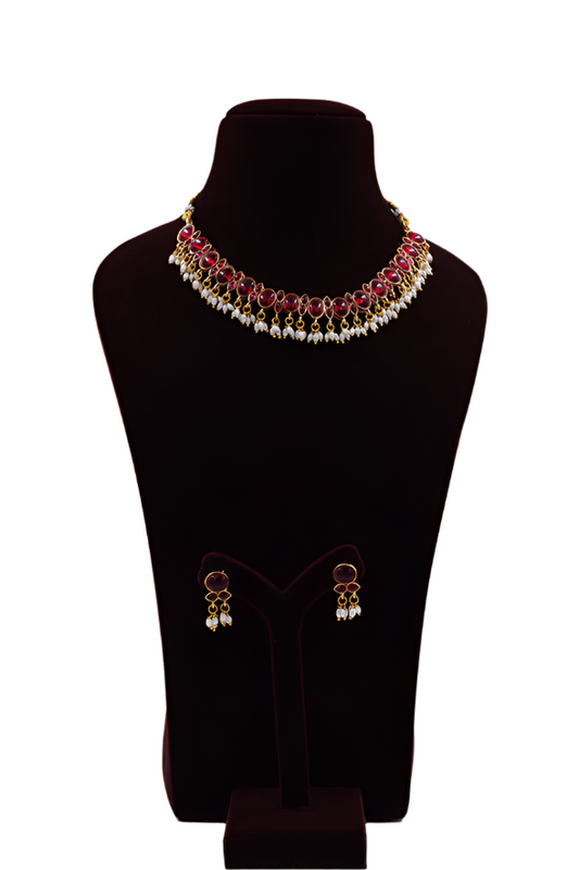 Graceful Red Pearl Necklace Set