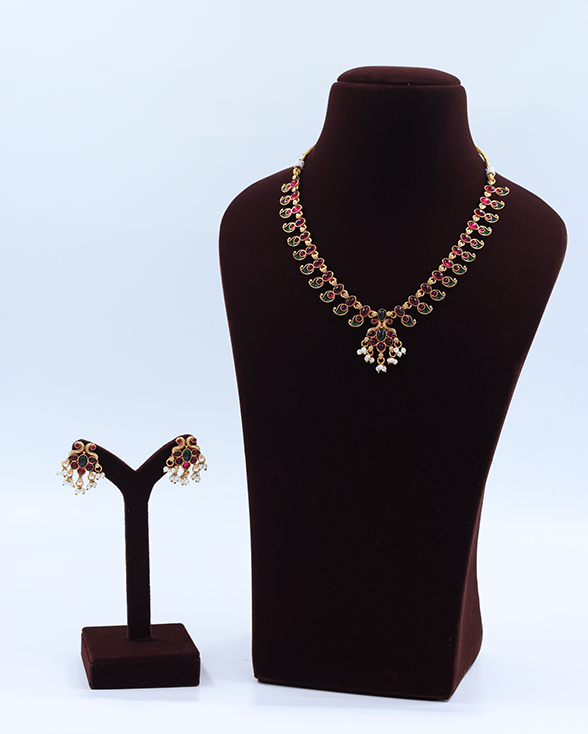 Traditional Heritage Necklace Set