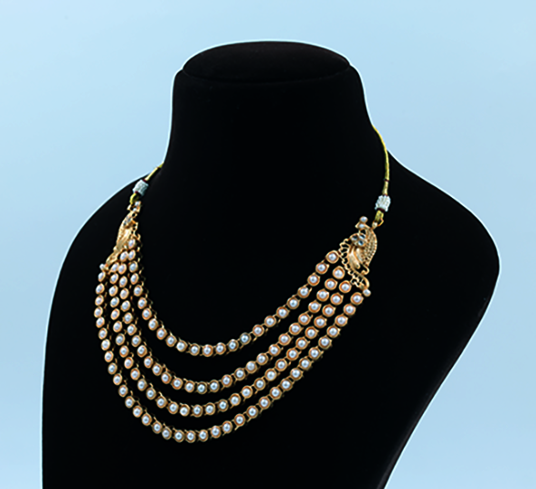 Royal Pearl Layered Necklace Set