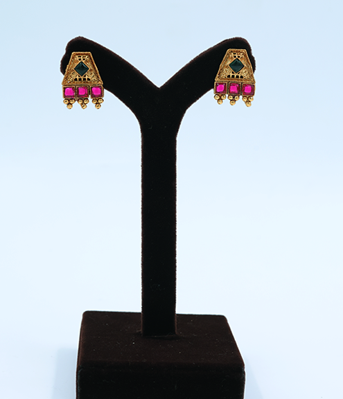 Heritage Arrow Motif Necklace Set