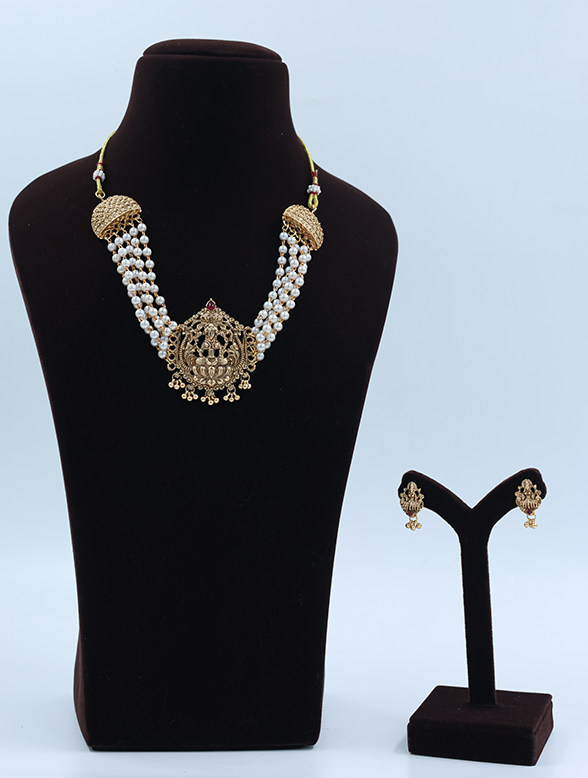 Antique Pearl Temple Necklace Set