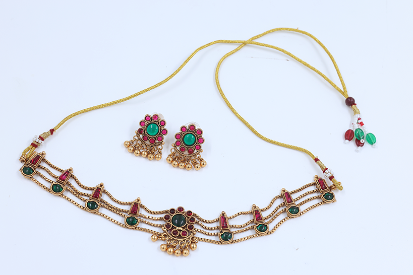 Classic Kemp Stone Layered Necklace Set