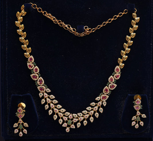 Luxurious Crystal Petal Necklace Set