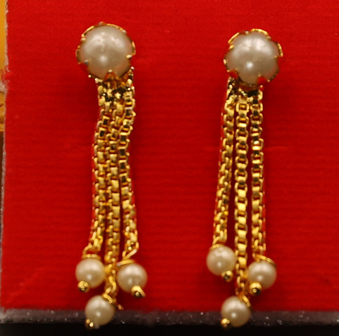 Pearl dominated with pearl chan links