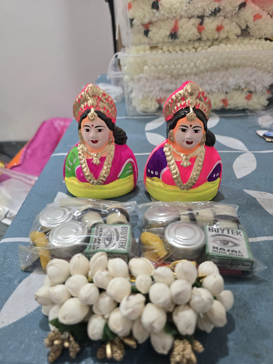 Gowri Idol Set With Flowers
